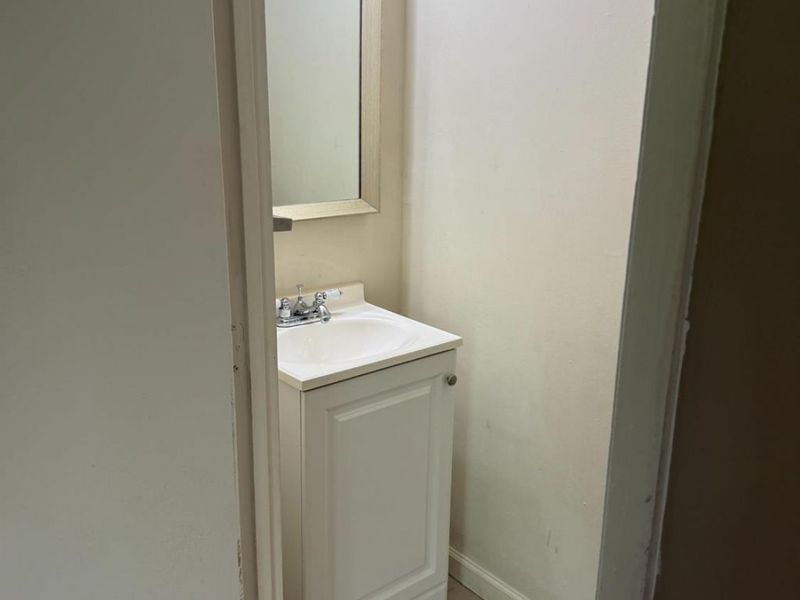 2228 Lincoln Avenue, Unit E, Cincinnati, OH 45224 Photo 6