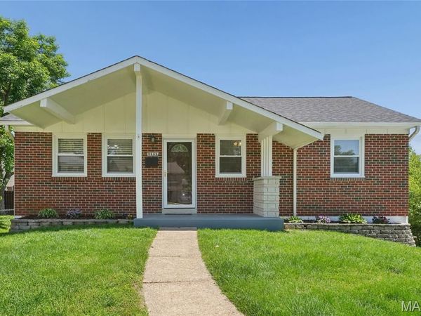 9668 Amona Court, Affton, MO 63123