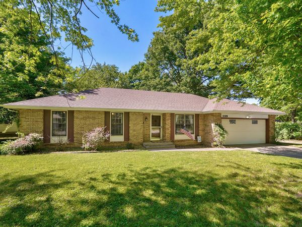 1139 E Morningside Street , Springfield, MO 65807