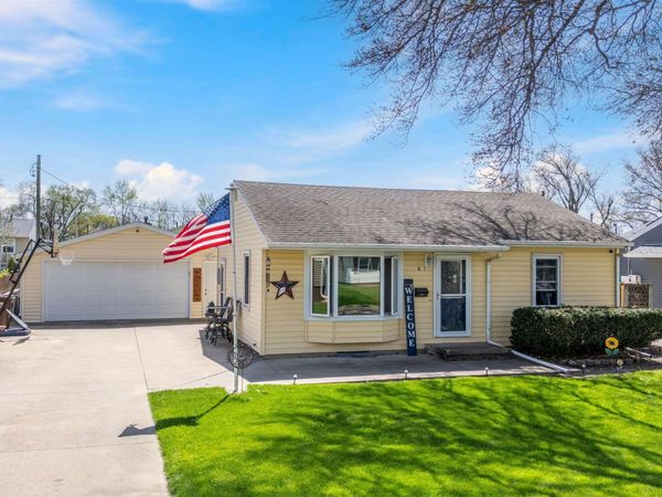 1603 Elder Drive, Marshalltown, IA 50158