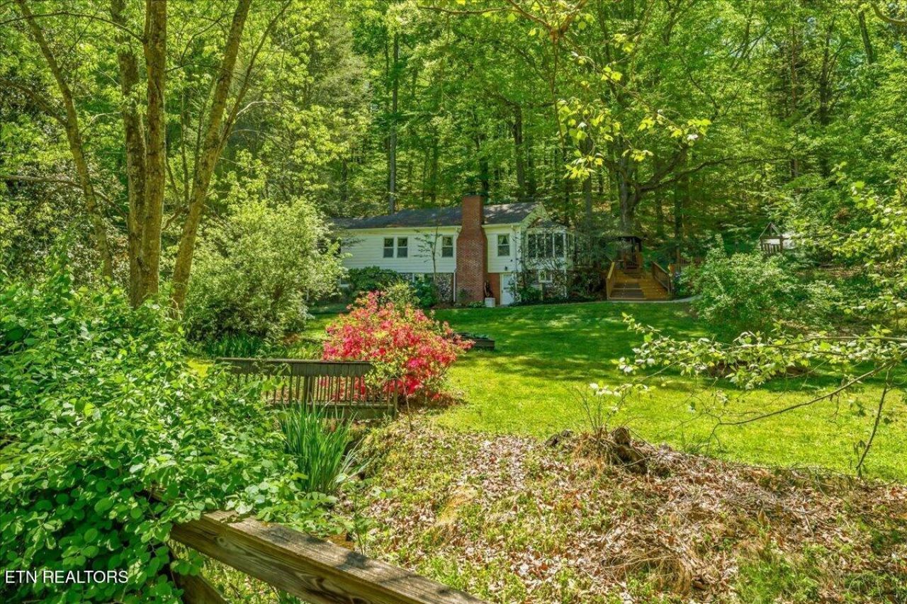 8773 White Wing Rd, Lenoir City, TN 37771 Main Photo