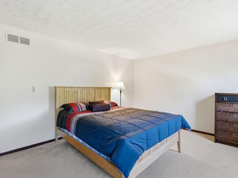 6584 Brock Street , Dublin, OH 43017 Photo 30
