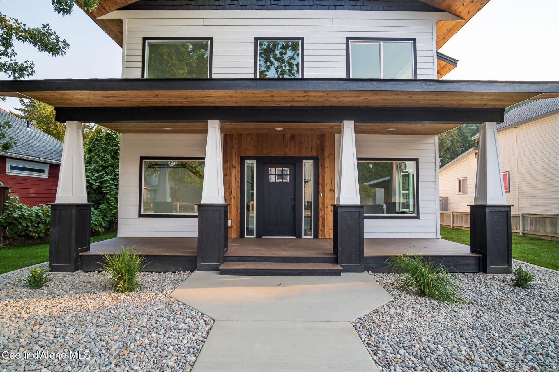 816 & 818 E Young Ave, Coeur d Alene, ID 83814 Main Photo