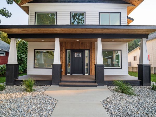 816 & 818 E Young AVE, Coeur d'Alene, ID 83814