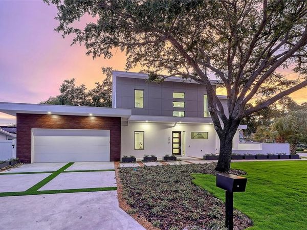 2010 HYDE PARK CIRCLE, SARASOTA, FL 34239