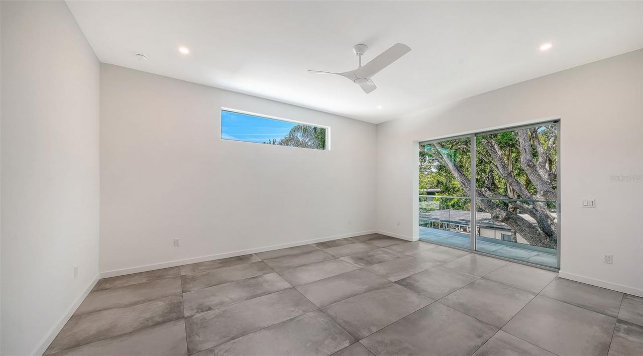 2010 Hyde Park Circle, Sarasota, FL 34239 Photo