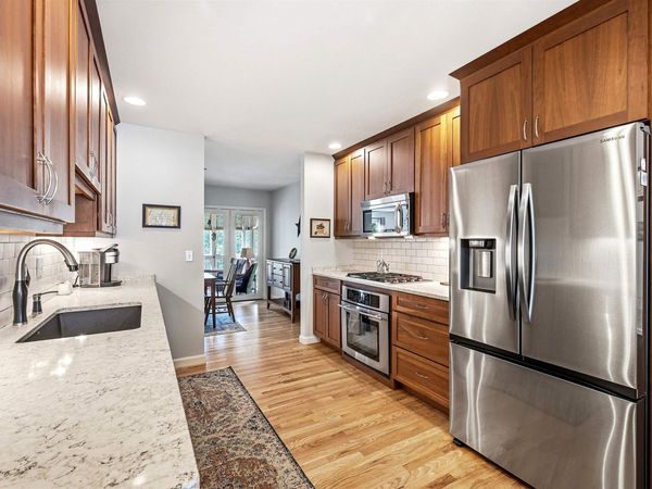 579 Sagamore Avenue, Unit 24, Portsmouth, NH 03801