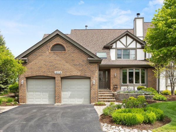 10718 Hollow Tree Road , Orland Park, IL 60462