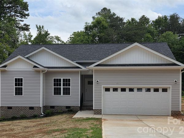 125 Kiser Street , Bessemer City, NC 28016