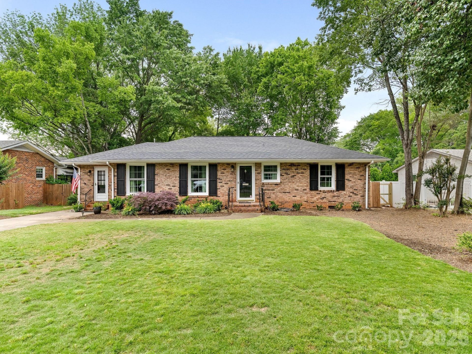 845 Fairbanks Road, Charlotte, NC 28210 Main Photo