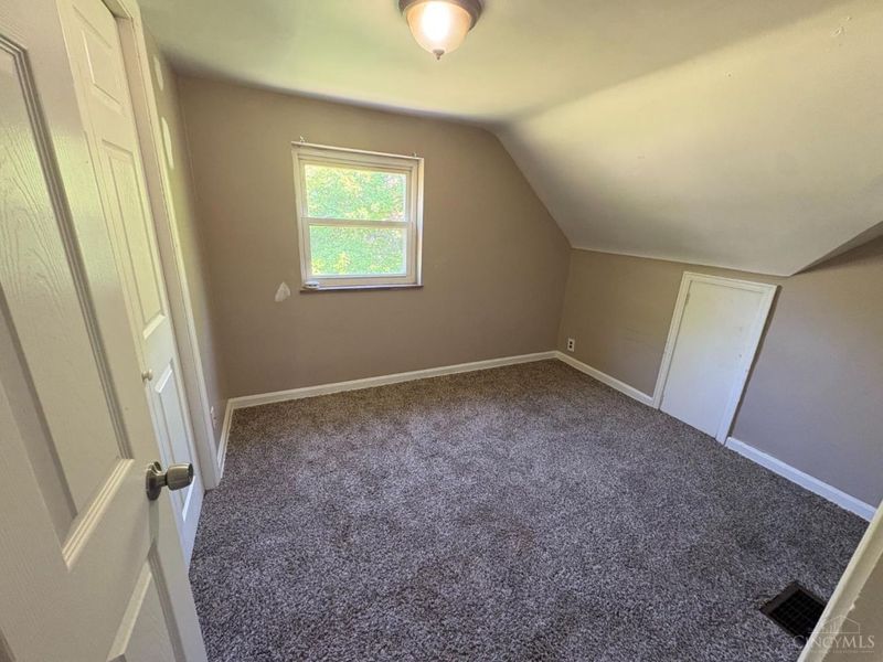 4239 Loubell Lane, Cincinnati, OH 45205 Photo 4
