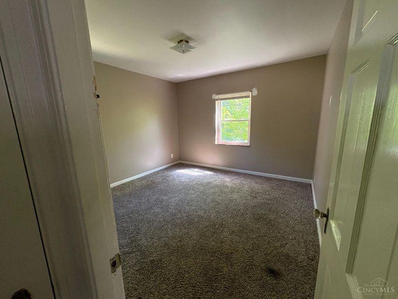 4239 Loubell Lane, Cincinnati, OH 45205 Photo 6