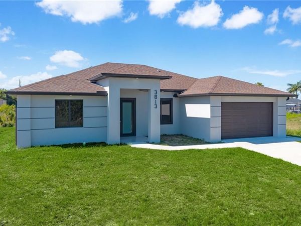 3813 1st ST SW, LEHIGH ACRES, FL 33976