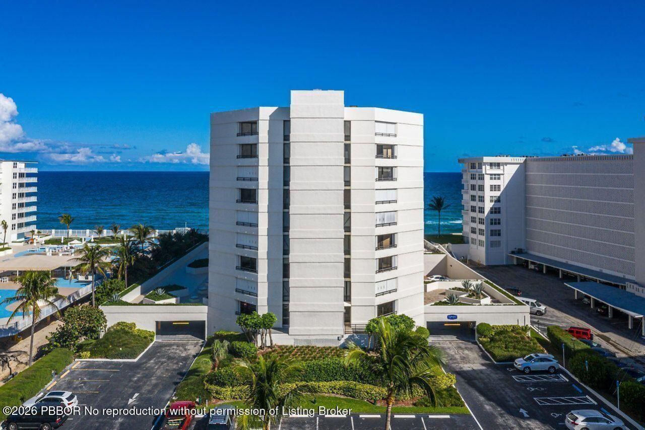 3560 S Ocean Boulevard, Unit PH-1, South Palm Beach, FL 33480 Photo