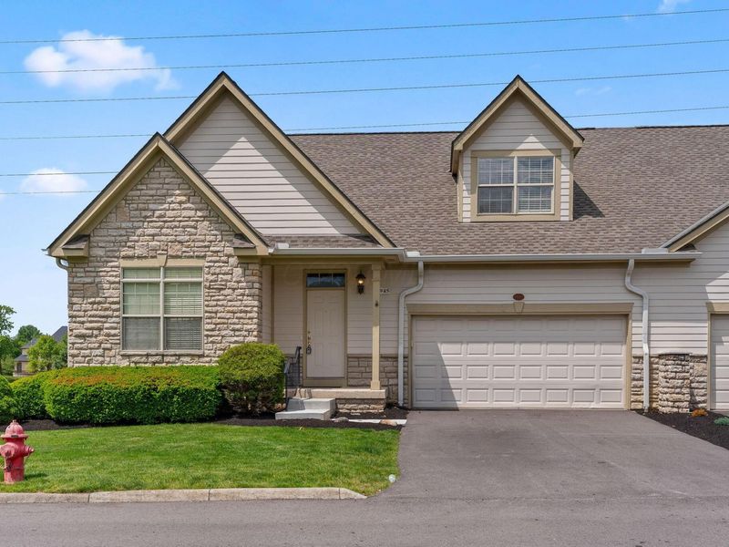 9945 Juliana Circle, Powell, OH 43065 Photo 1