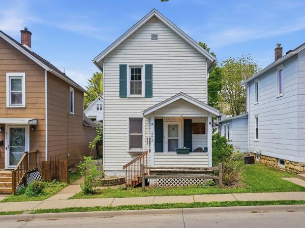 273 N Booth Street, Dubuque, IA 52001