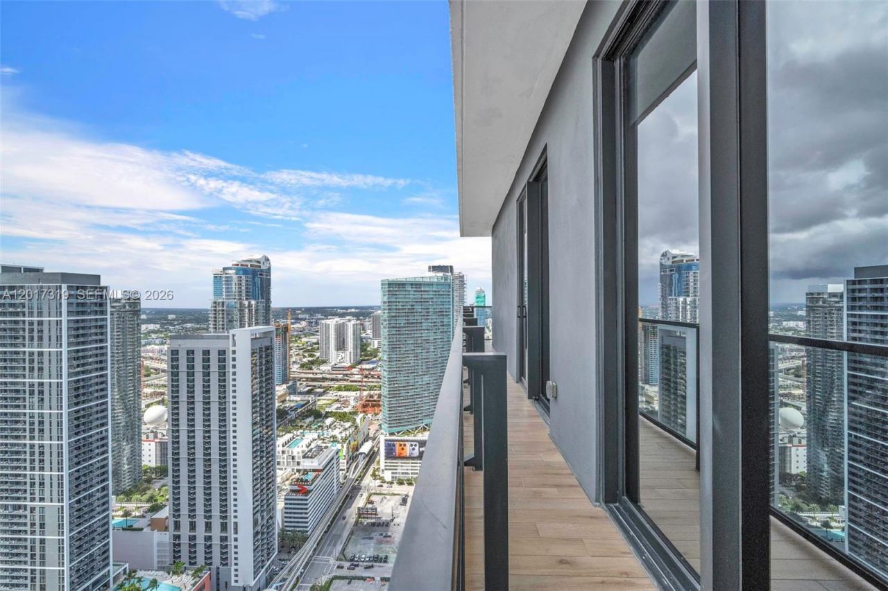 398 NE 5th St , Unit 4701, Miami, FL 33132 Photo