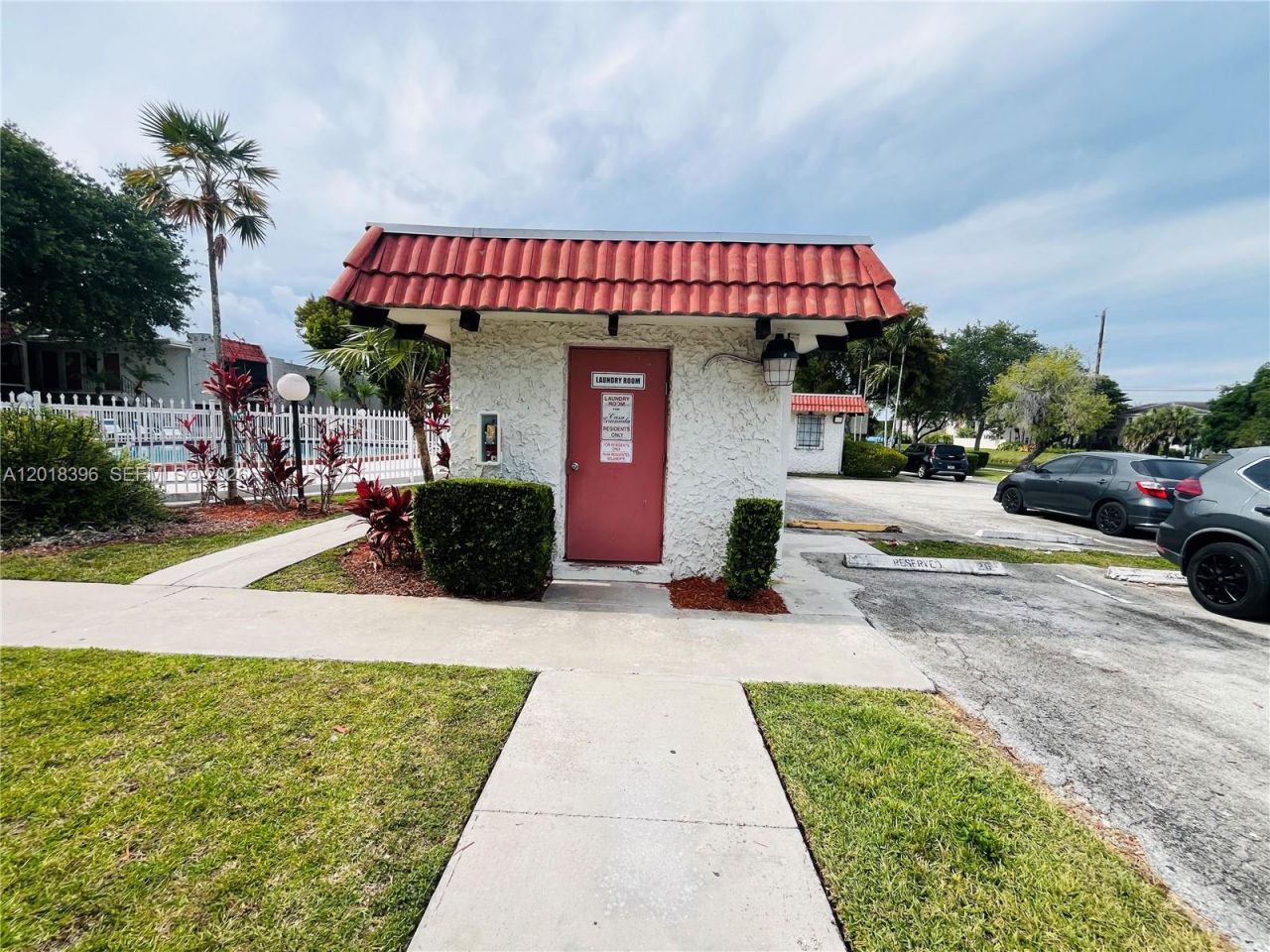 8701 SW 141st St, Unit B4, Palmetto Bay, FL 33176 Photo