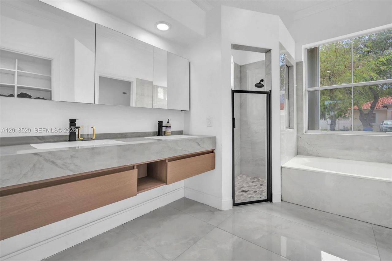 5374 SW 33rd Ave , Hollywood, FL 33312 Photo