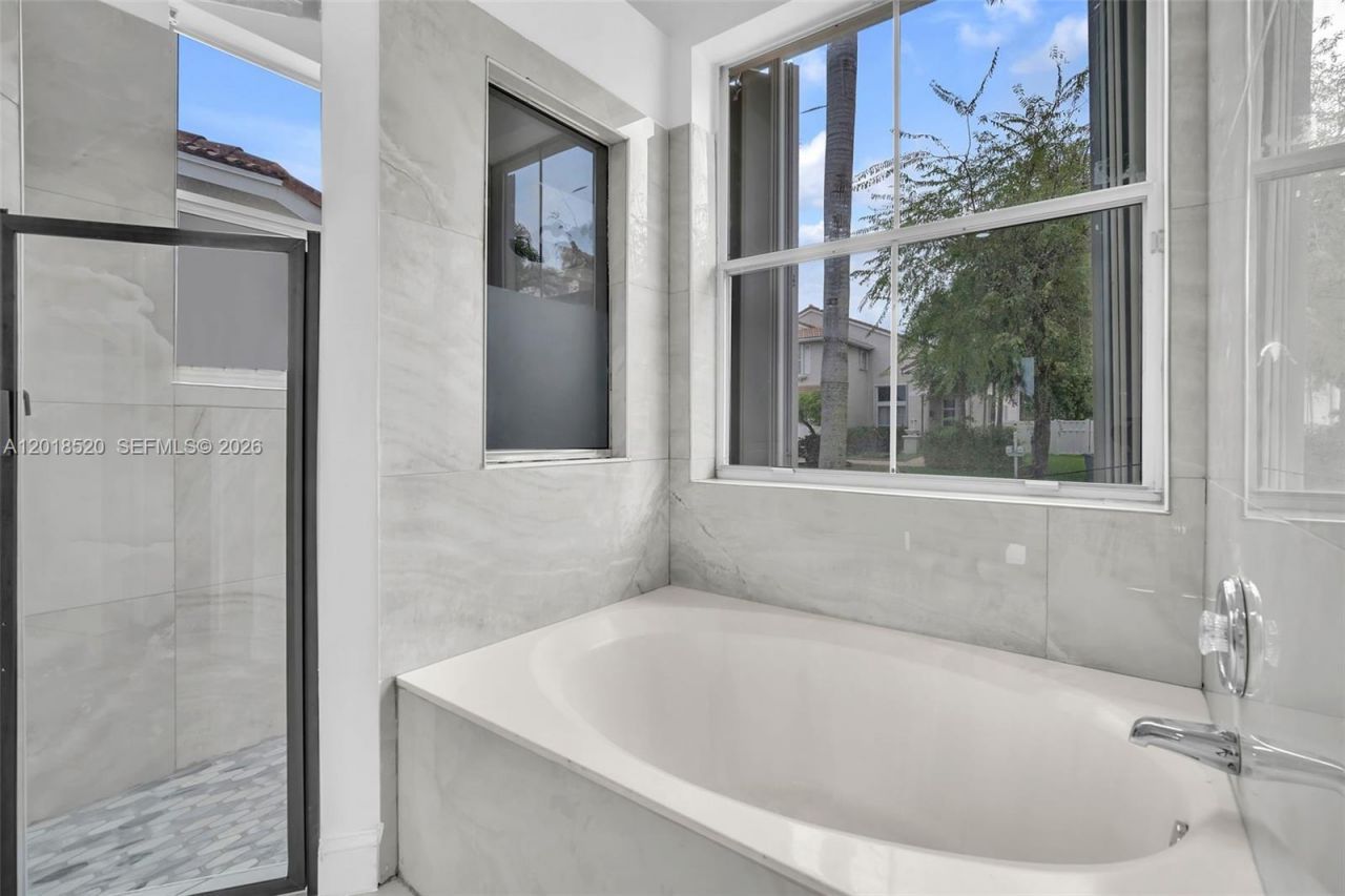 5374 SW 33rd Ave , Hollywood, FL 33312 Photo