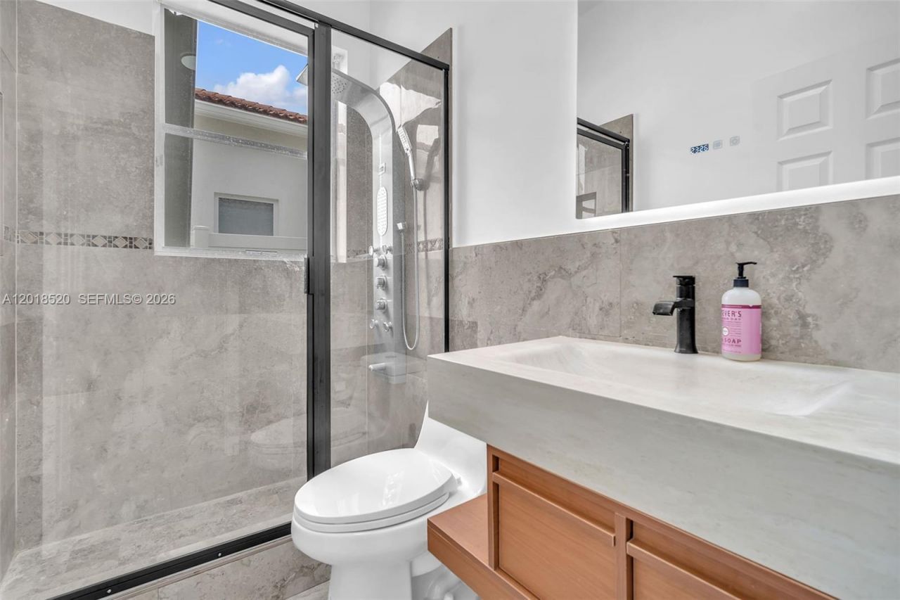 5374 SW 33rd Ave , Hollywood, FL 33312 Photo