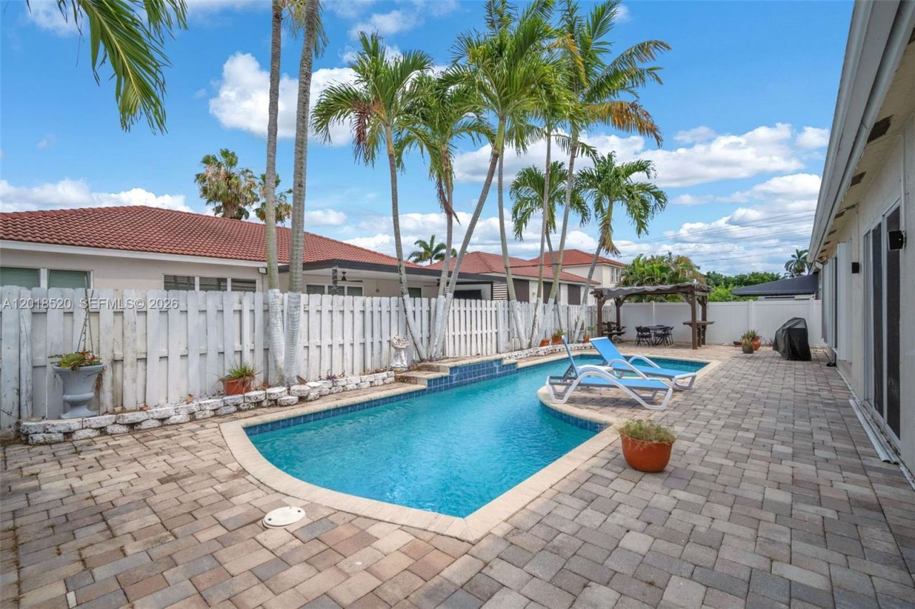 5374 SW 33rd Ave , Hollywood, FL 33312 Photo