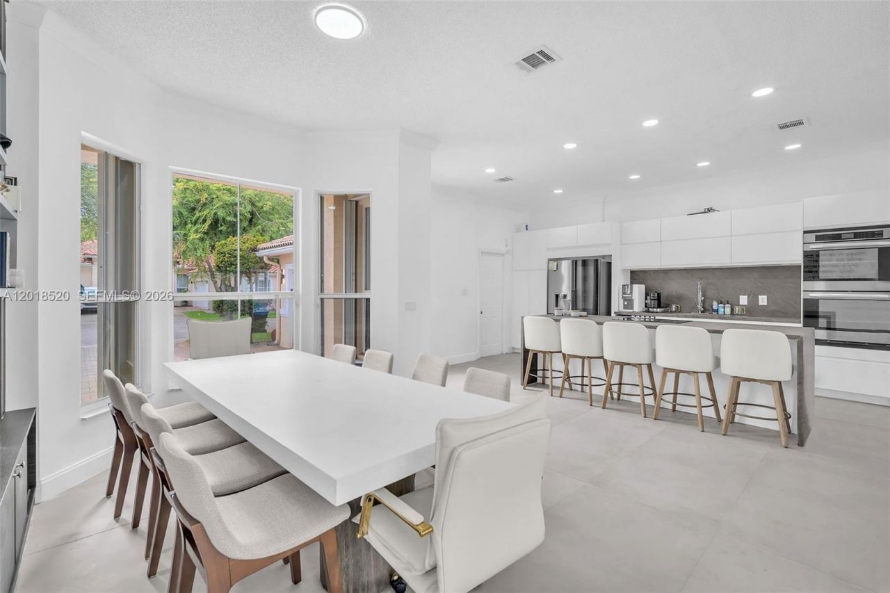 5374 SW 33rd Ave , Hollywood, FL 33312 Photo