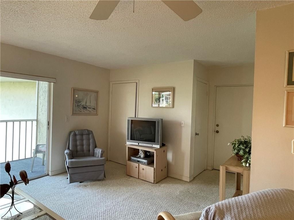 6184 Michelle Way, Unit 213, Fort Myers, FL 33919 Photo