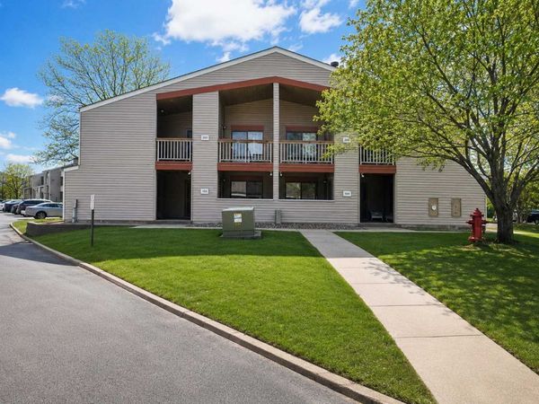 350 Shelard Parkway, Unit 111, Saint Louis Park, MN 55426