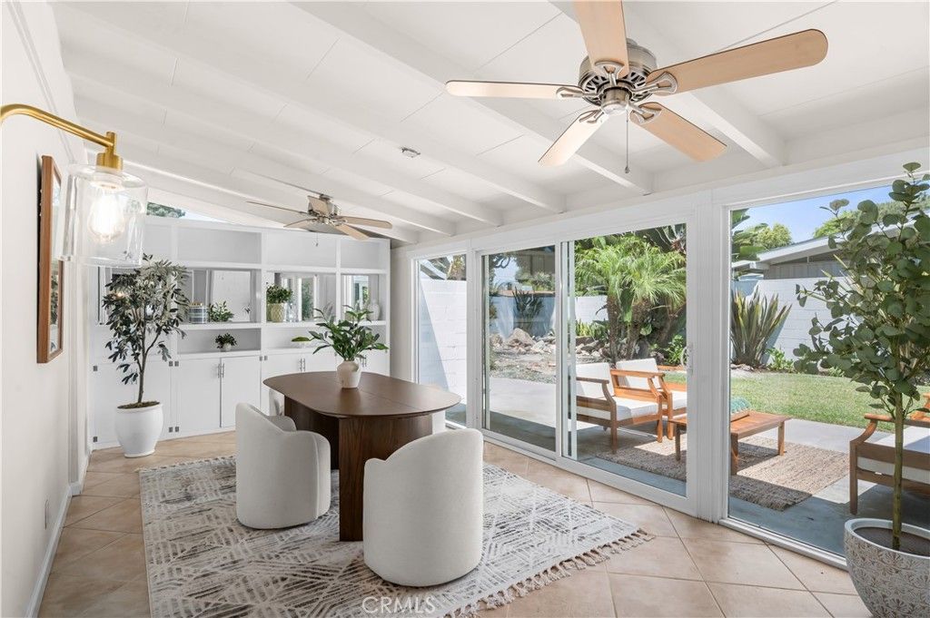 3030 Roxanne Avenue, Long Beach, CA 90808 Main Photo
