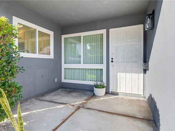 2408 Saratoga Way, Costa Mesa, CA 92626