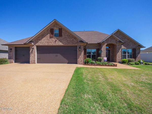 241 Strawberry Ridge Drive , Medina, TN 38355