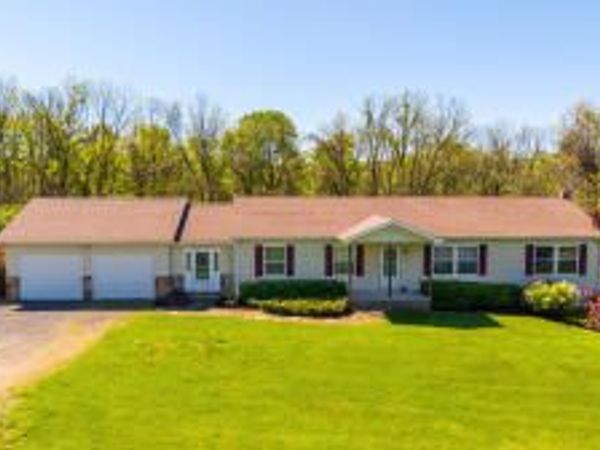39 SALUKI Drive, Bloomsburg, PA 17815