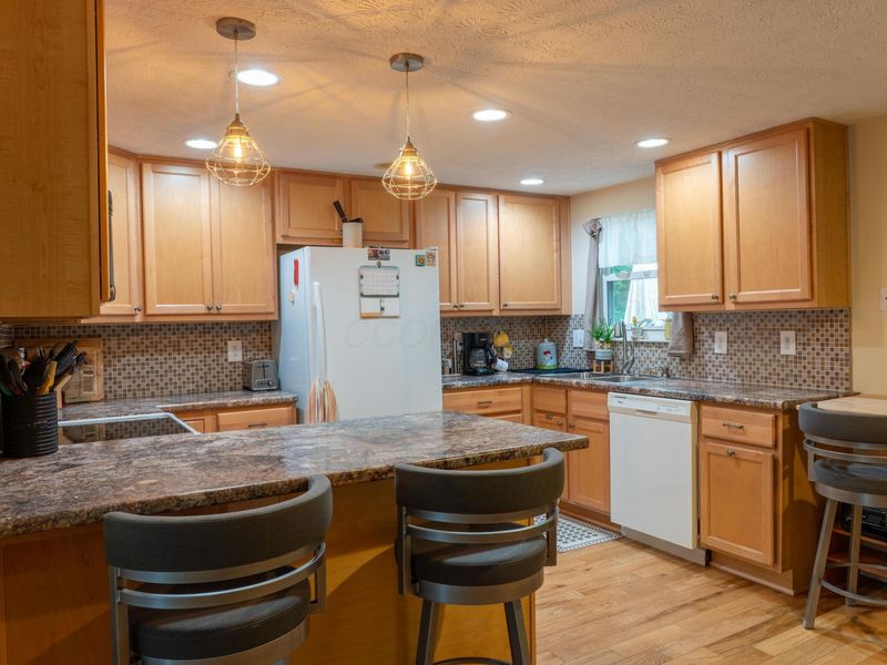 3539 Watergrass Hill Drive, Columbus, OH 43221 Photo 9