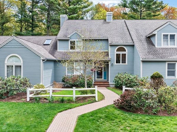 4 Deer Grass Ln, Unit 4, Acton, MA 01720