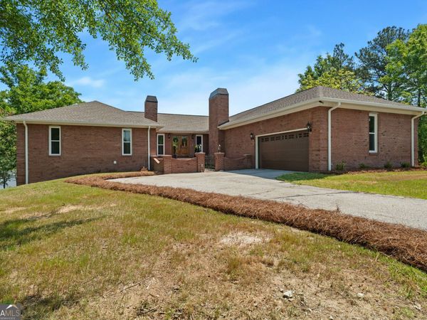 8294 Shelley Trail, Macon, GA 31220
