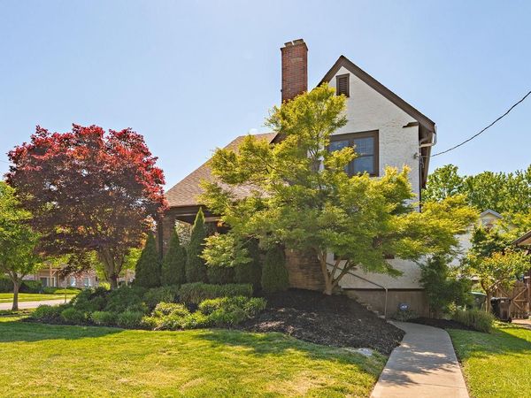 6244 Montgomery Road, Cincinnati, OH 45213