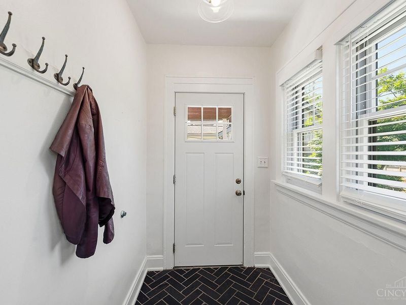 6244 Montgomery Road, Cincinnati, OH 45213 Photo 16
