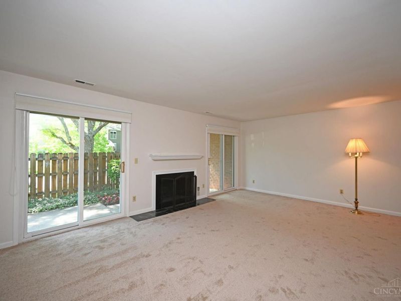 3433 Traskwood Circle, Unit B, Cincinnati, OH 45208 Photo 10