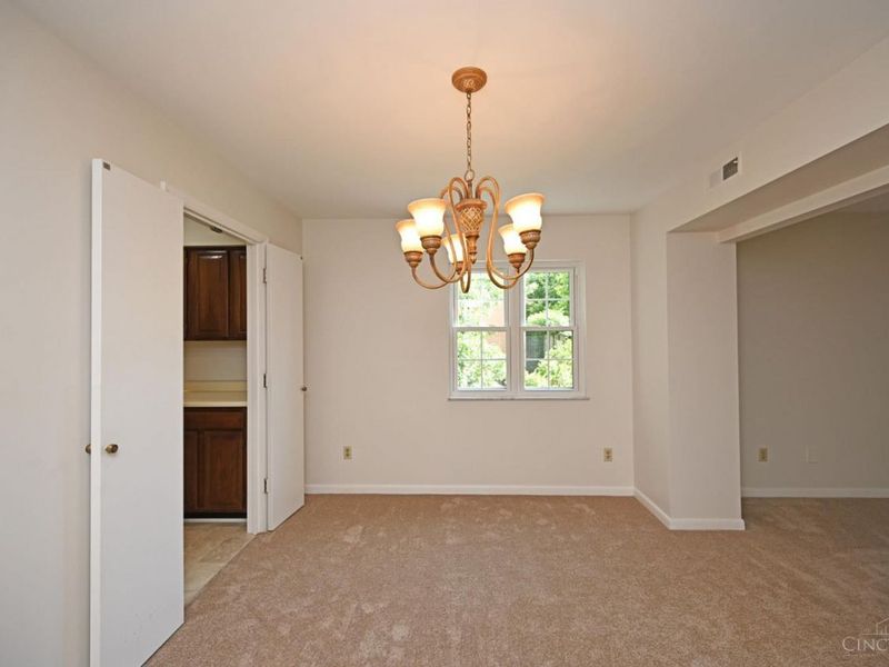 3433 Traskwood Circle, Unit B, Cincinnati, OH 45208 Photo 15