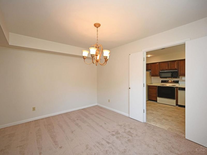 3433 Traskwood Circle, Unit B, Cincinnati, OH 45208 Photo 17