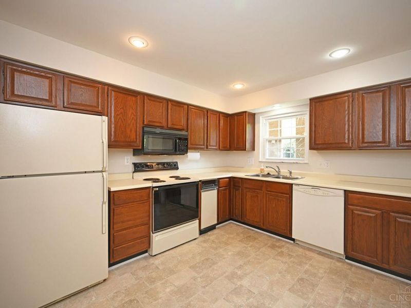 3433 Traskwood Circle, Unit B, Cincinnati, OH 45208 Photo 20