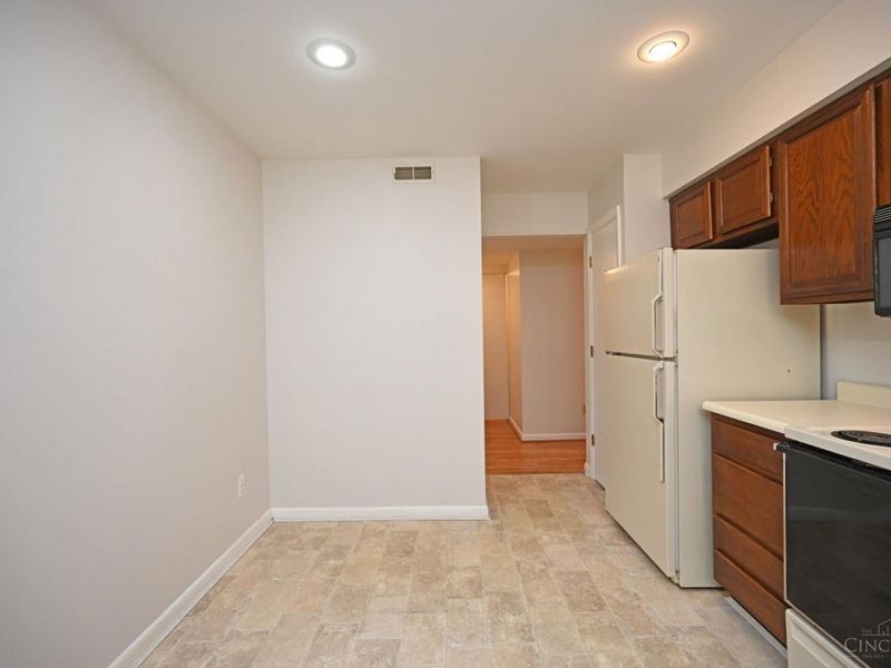 3433 Traskwood Circle, Unit B, Cincinnati, OH 45208 Photo 22