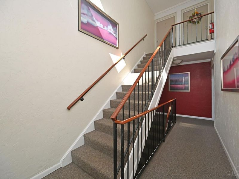 3433 Traskwood Circle, Unit B, Cincinnati, OH 45208 Photo 5