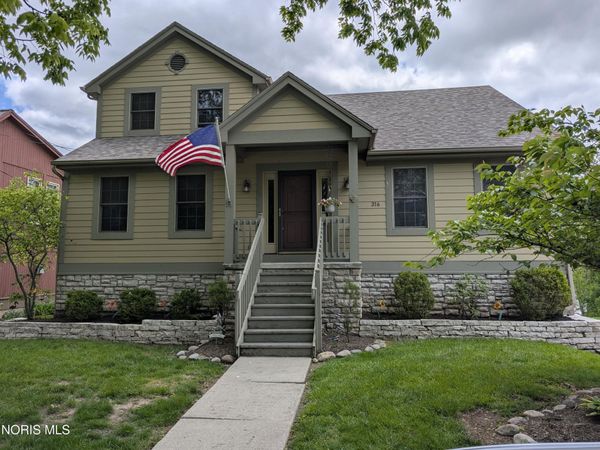 316 E Harrison Street, Maumee, OH 43537
