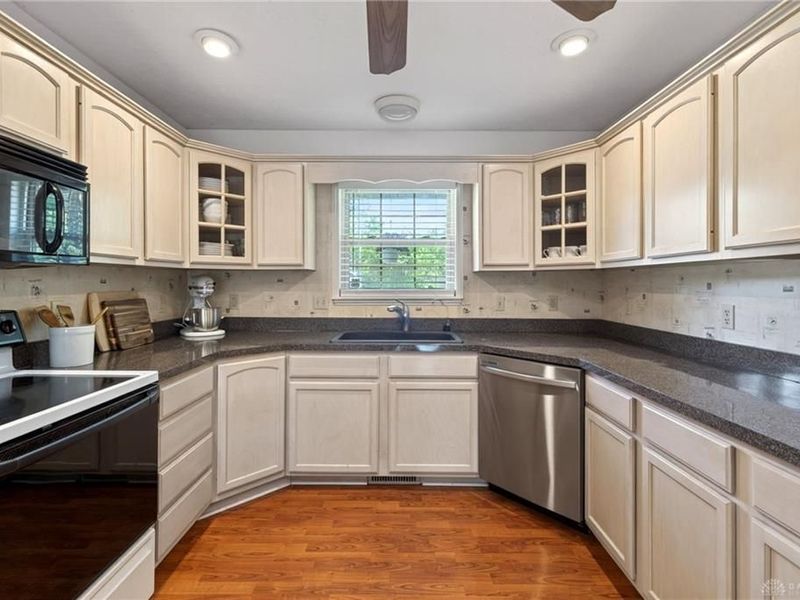 1131 N 11th Street, Miamisburg, OH 45342 Photo 18