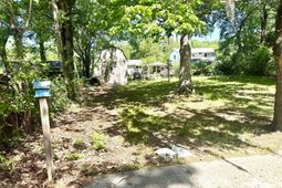310 Birch Avenue photo 4