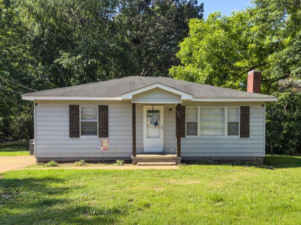146 WEBB St, Guin, AL 35563