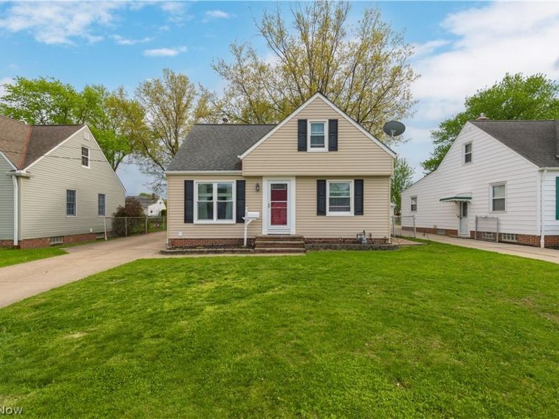 30414 Mildred Drive, Willowick, OH 44095 Photo 1
