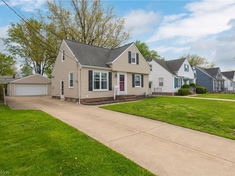 30414 Mildred Drive, Willowick, OH 44095 Photo 3